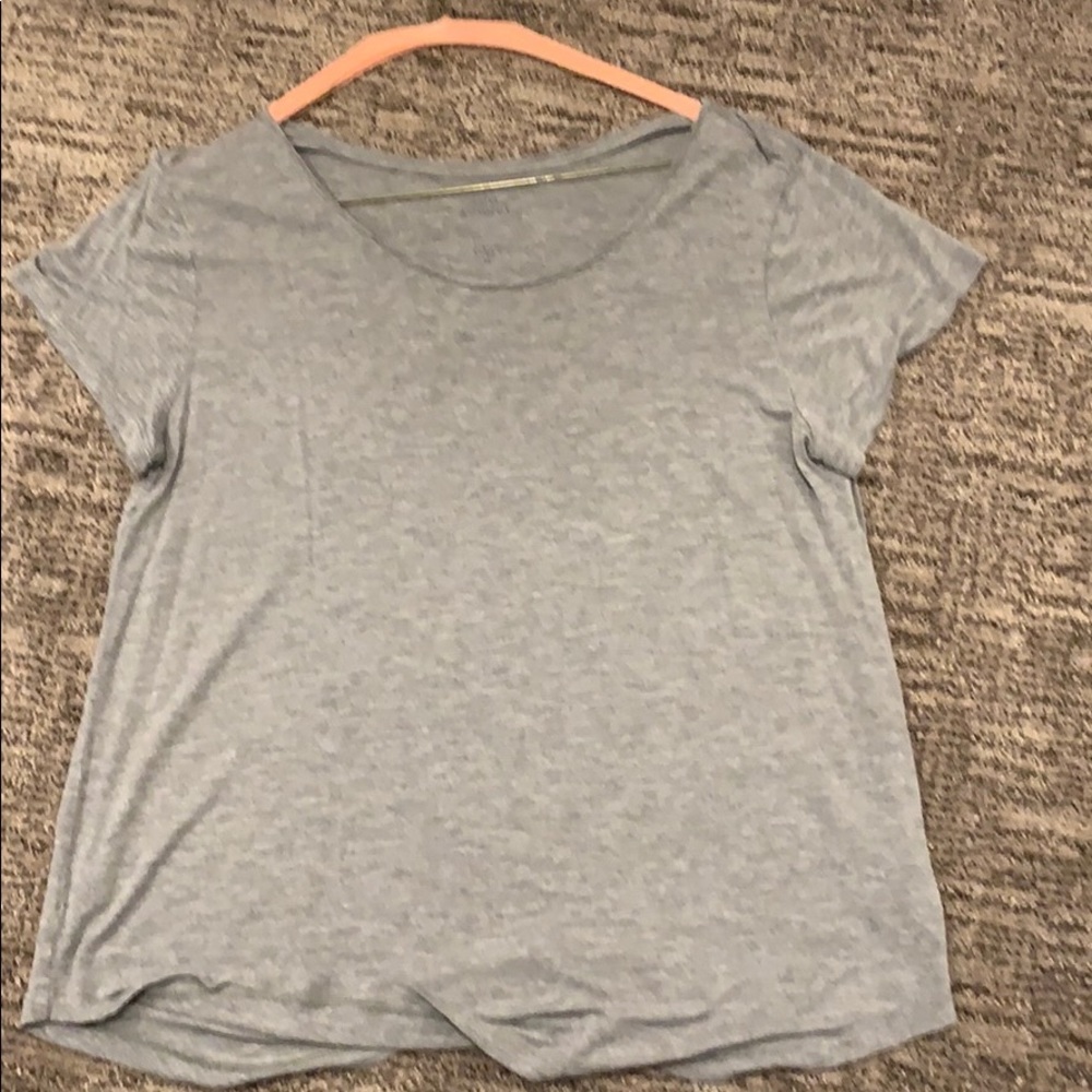 Gap luxe tee size L